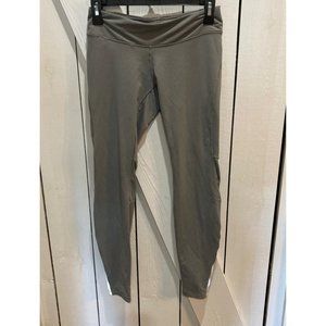 Patagonia gray mid rise workout legging small